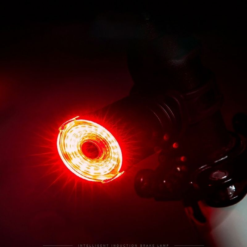 주행감지하는 똑똑한 라이딩 자전거 라이트 LED후미등 이미지
